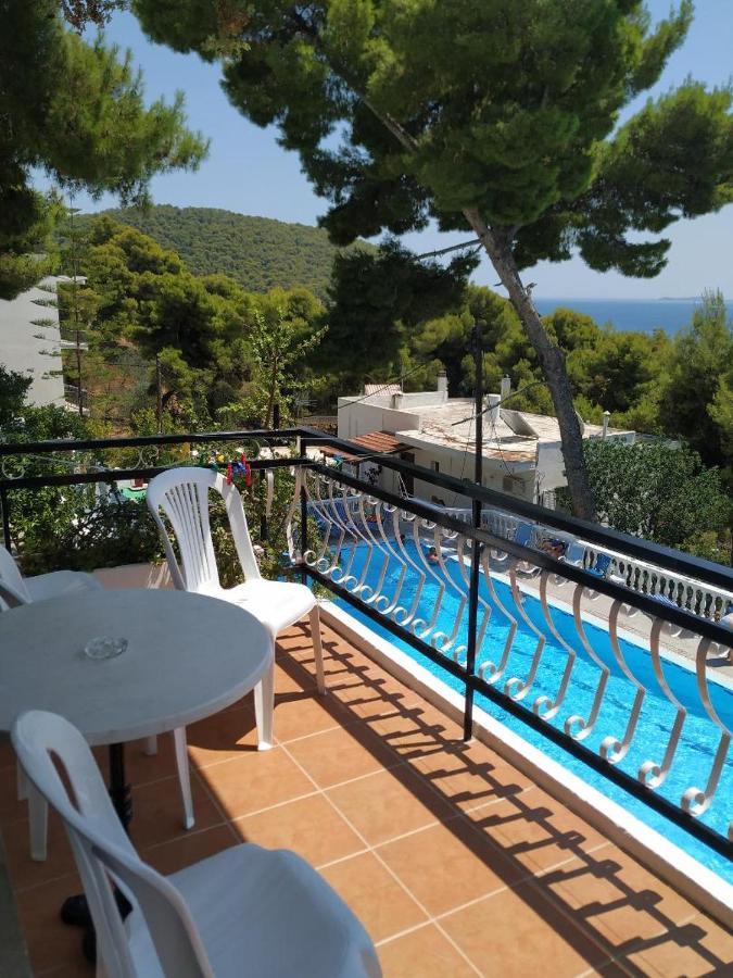 Lions 2 Studios & Apartments, Poros Island. Poros Town Bagian luar foto