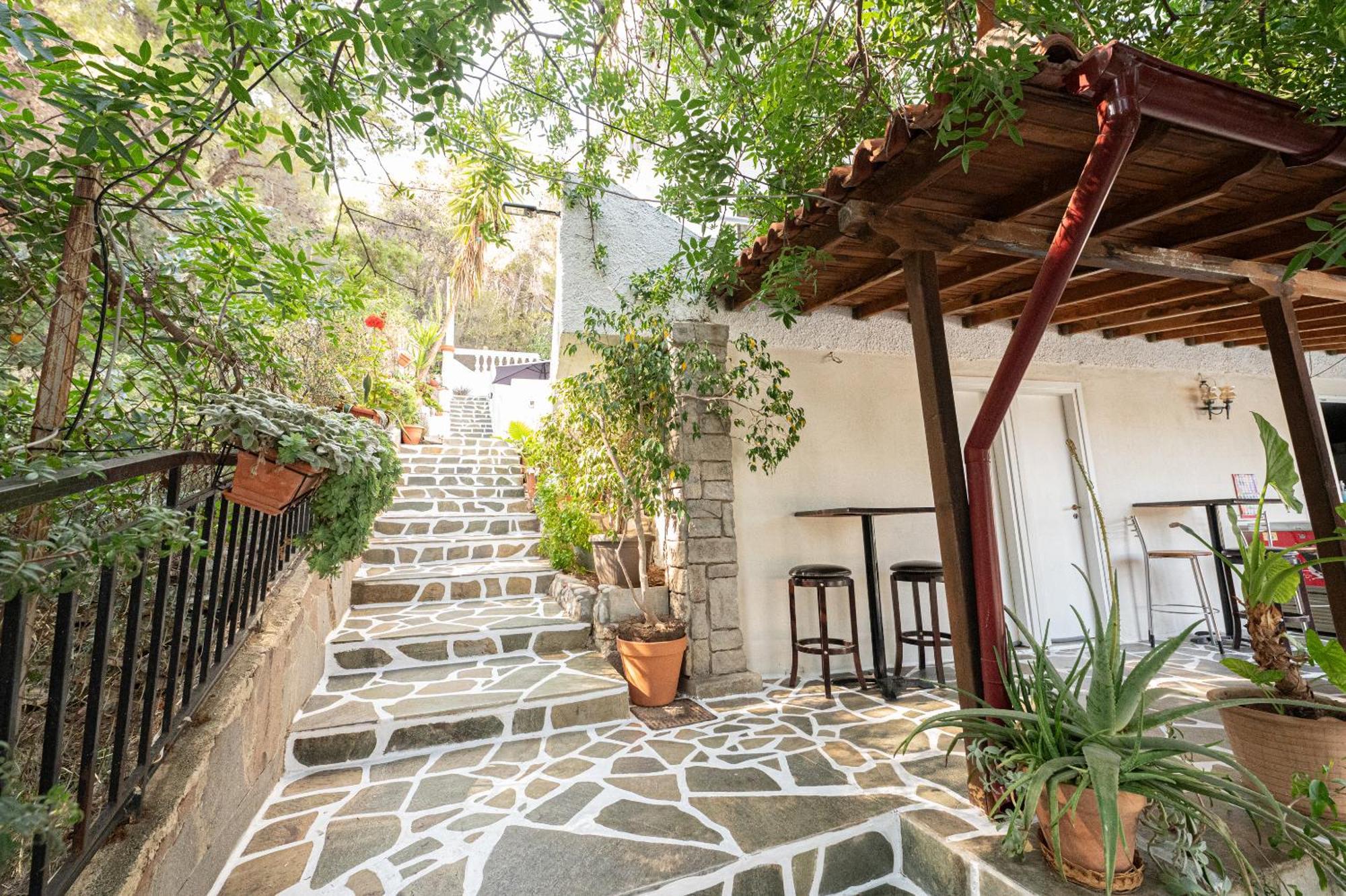 Lions 2 Studios & Apartments, Poros Island. Poros Town Bagian luar foto