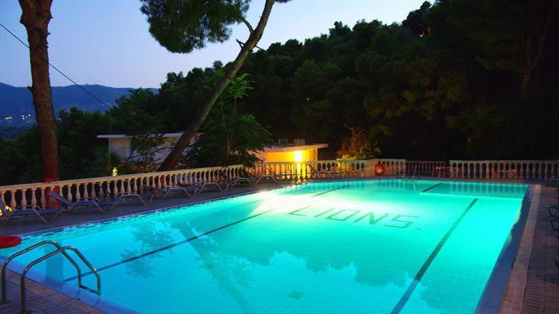 Lions 2 Studios & Apartments, Poros Island. Poros Town Bagian luar foto